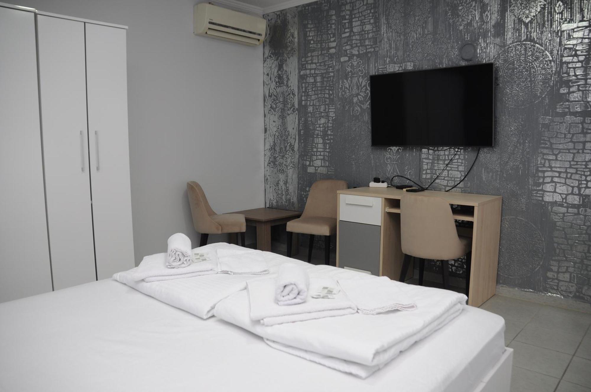 Sobe Sova Kikinda Hotel Exterior photo